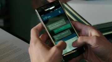 The smartphone Vertu Signature Touch Black Christian Grey (Jamie Dornan) in Fifty Shades darker