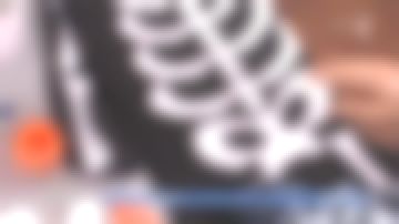 Le déguisement squelette 3/5 ans conseillé pour Halloween dans La maison des maternelles du 26/10/2017