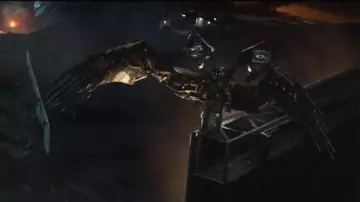 Les serres robotisées d'Adrian Toomes / Le Vautour (Michael Keaton) dans Spider-Man : Homecoming