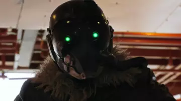 La réplique du casque d'Adrian Toomes / Vulture (Michael Keaton) dans Spider-Man : Homecoming