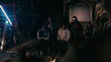 Le t-shirt manches longues Adidas noir dans le clip Dozo de Kaaris