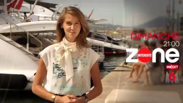 The silk blouse printed Ophelia Miller in Prohibited Area of the 03/09/2017