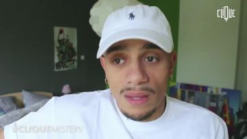 La casquette blanche Ralph Lauren portée par Mister V dans l'interview de Mouloud Achour dans Clique Dimanche