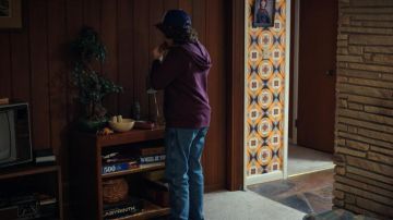 Le jeu de société "Wheel of Fortune" (La roue de la fortune) de Dustin Henderson (Gaten Matarazzo) dans Stranger Things S02E05