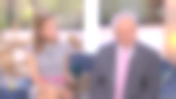 El vestido gris de Laetitia Barlerin en La quotidien del 18/10/2017