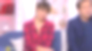 The plaid shirt red Melanie Taravant in The day-to-day 01/11/2017