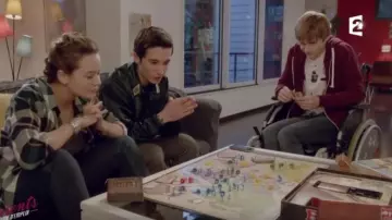 The game of Risk seen in the Parents mode d'emploi S01E85