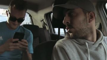 The Nike cap grey in the clip L. D. S of Vald