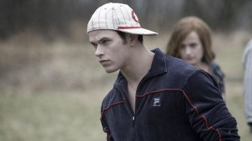 The tracksuit Fila Baseball Emmett Cullen (Kellan Lutz) in Twilight, chapitre 1 : Fascination