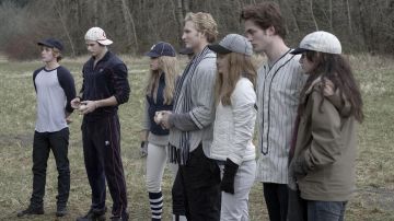 El auténtico atuendo de béisbol de Rosalie Hale (Nikki Reed) en Crepúsculo, Capítulo 1: Fascinación