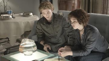 L'authentique blouson gris de Alice Cullen (Ashley Greene ) dans Twilight, chapitre 1 : Fascination