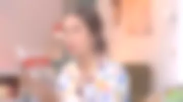 Le livre Guide de survie quand tu es une mère au bord de la crise de nerfs conseillé dans La maison des maternelles du 08/11/2017