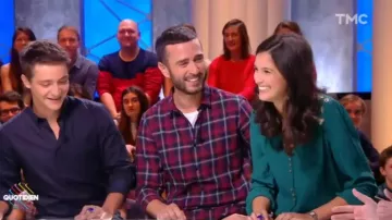 Camisa bordera de Lilia Hassaine en Quotidien del 21/09/2017