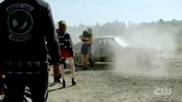 Skirt blue with lace Sandro Veronica Lodge (Camila Mendes) in Riverdale S02E06