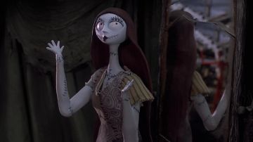 La poupée en peluche de Sally l'Etrange dans l'Etrange Noël de Mr Jack