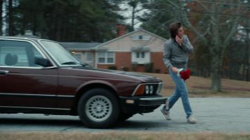The pair of Nike Cortez, worn by Steve Harrington (Joe Keery) in Stranger Things S02E05
