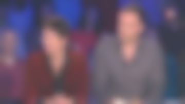 The jacket, with the red velvet of Christine Angot in It is not lying 25/11/2017