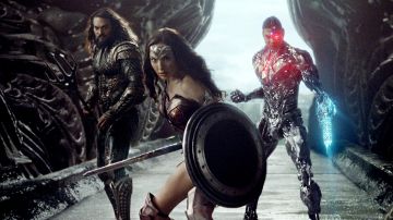 Les jambières d'Aqua­man (Ja­son Mo­moa) dans Jus­tice League