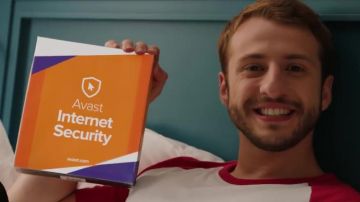 L'antivirus Avast Internet Security dans le clip Placements de produits de Squeezie (ft Maxenss)