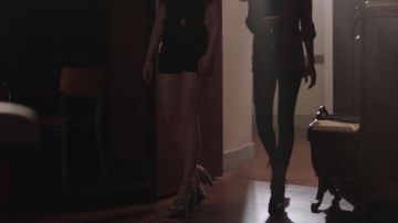 Les plates-formes TopShop de Cheryl Blossom (Madeleine Petsch) dans Riverdale S02E07