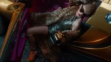 Sandals to platforms, leopard of Taylor Swift in the clip Look what you made me do