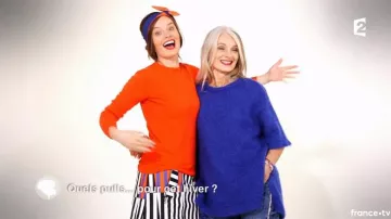 Le pull bleu conseillé par Sophie Brafman dans C'est au programme du 04/12/2017