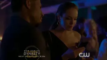 The black dress Alexandre Vauthier, Fallon Carrington (Elizabeth Gillies) in Dynasty S01E04