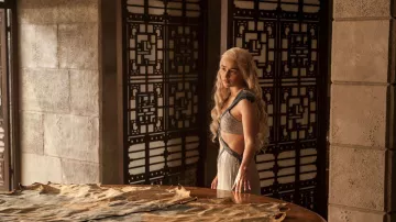 La Robe de Daenerys (Emilia Clarke) dans Juego de Tronos S04E07