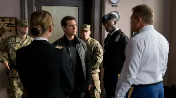 Veste portée par Jack Reacher (Tom Cruise dans Jack Reacher: ne Jamais revenir en arrière