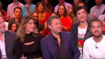La camiseta corazones de Géraldine Maillet en #TPMP Touche pas à mon poste del 07/12/2017
