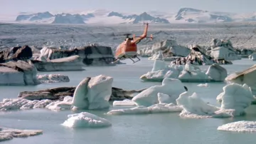 The lagoon ice of Jokulsarlon in Iceland in Dangerously yours