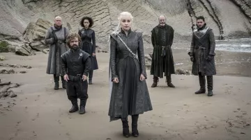 La robe noire de Daenerys Targaryen (Emilia Clarke) dans Juego de Tronos S07E04