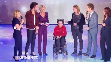 Les sneakers baskets noires montantes Converse All Star de Amir dans Le Téléthon du 08/12/2017