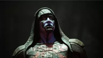 Traje usado por Ronan (Lee pace) como se ve en The Guardians Of The Galaxy Vol.2