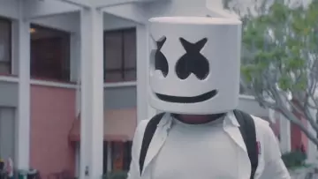The helmet Marshmello in the clip Blocks of Marshmello