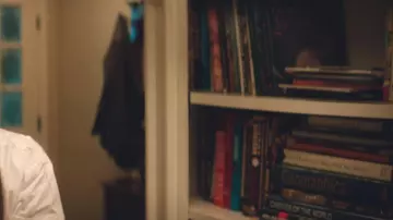 The world Atlas Geographica in the clip Take It Back Marshmello