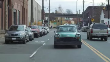 The Ford Expedition 1998, in the clip Shape of You Ed Sheeran