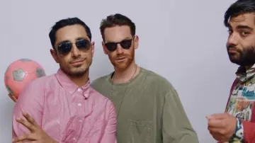 Sunglasses Ray Ban in the clip Boys, Charli XCX