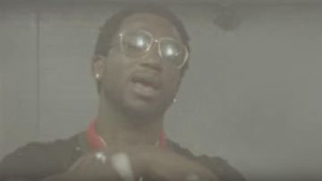 Eyeglasses aviator Gucci in the clip Fetish Selena Gomez