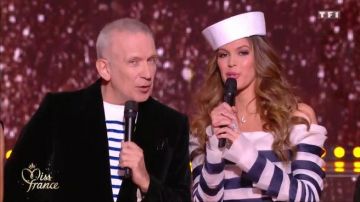 The marine scope by Jean-Paul Gaultier at the ceremony of Miss France 2018
