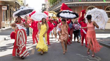 The fringed dress of Dina in Girls trip