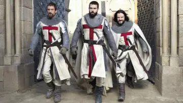 Le tabard de Templier de Landry (Tom Cullen) dans Knightfall