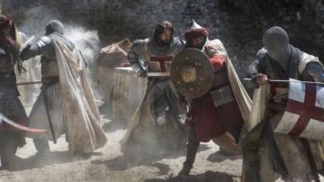 Le déguisement de Templier pour enfant dans Knightfall