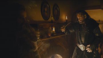 La pipe de Fíli (Dean O'Gorman) dans Le Hobbit : Un voyage inattendu