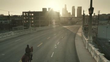 The centre of the city of Los Angeles in the clip Wake Me Up of Avicii