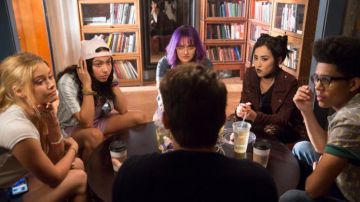 The jacket Blank NYC Nico Minoru (Lyrica Okano) in Marvel's Runaways