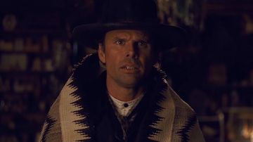 Blanket of Sheriff Chris Mannix (Walton Goggins) in The Hateful Eight