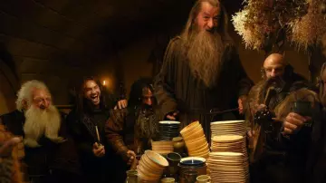Tobacco pipe of Kili (Aidan Turner) in The Hobbit: A unexpected journey
