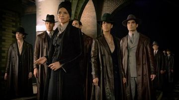 The magic wand "ollivander's" Seraphina Picquery (Carmen Ejogo) in Fantastic Animals