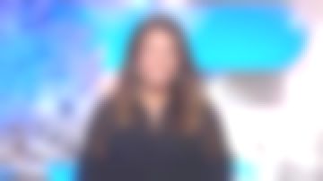 The printed shirt of Myriam Seurat Motus of the 19/12/2017